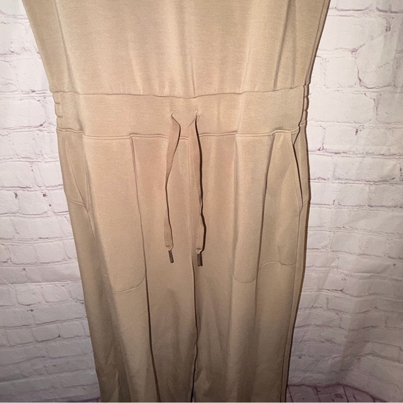 SPANX Sleeveless Beige Jumpsuit Size XL AirEssentials - Picture 3 of 10